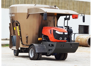 SELF-PROPELLED TMIXER