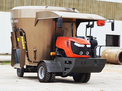 SELF-PROPELLED TMIXER