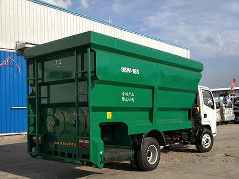 16m full-ration feed distributor